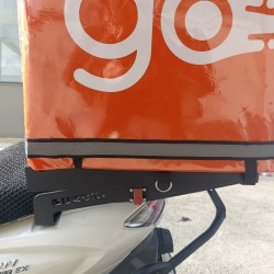 SUZUKI Burgman Street 125 Kurye Çanta Demiri (Tekerli Kayar Sistem)